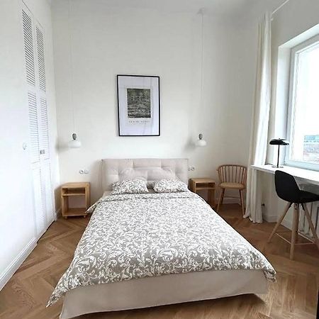 Old Town Residence , Wi-Fi , 2-Beds , Aesthetics - By Hik Apartments Warsaw Ngoại thất bức ảnh